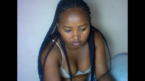 amielle_01 online show from 04.12.26