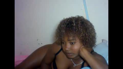 amielle_01 online show from 04.15.26