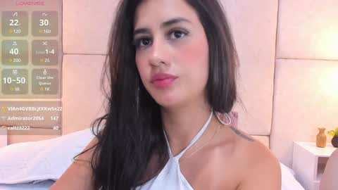Snapshot of amiirra_ chatting on 12.14.24 Amira sweet online show from 12.14.24