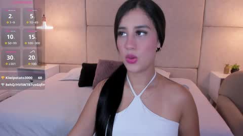 Snapshot of amiirra_ chatting on 01.09.25 Amira sweet online show from 01.09.25