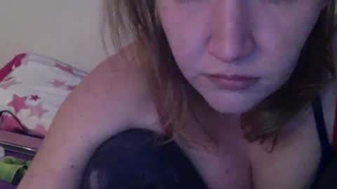 amileamariestar online show from 12.10.24