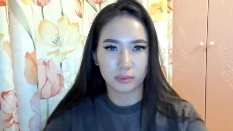 Amina online show from 10.14.25