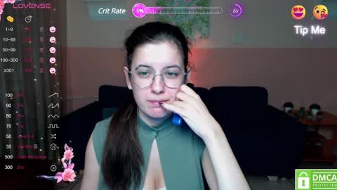 Amina online show from 01.17.25