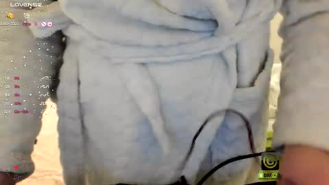 Snapshot of amirastar chatting on 11.26.25 Amira Lush Domi is active Open Pvt Welcome to the world of pleasure online show from 11.26.25