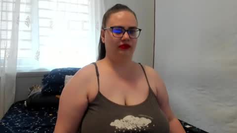 Amira Vyxen online show from 04.21.26