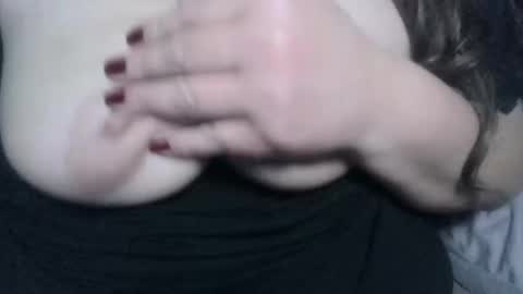 Snapshot of ammendo chatting on 12.15.24 amimarie online show from 12.15.24