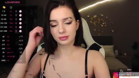 Ammy  dont forget to thumbs up me  online show from 11.24.25