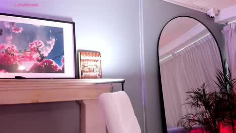 Ammy Nova online show from 09.09.25