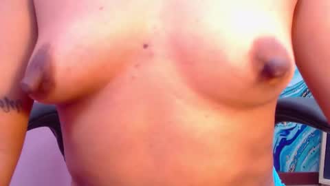 Snapshot of ammy_ronan chatting on 09.12.25 IM AMMY online show from 09.12.25