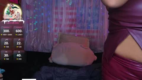 Snapshot of ammy_stones1 chatting on 12.15.25 Ammy Stones online show from 12.15.25