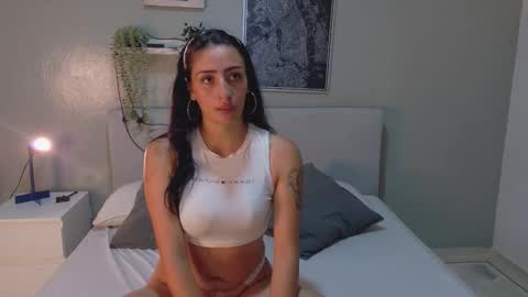 A M M Y  online show from 02.06.26