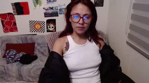 yisel online show from 03.05.25