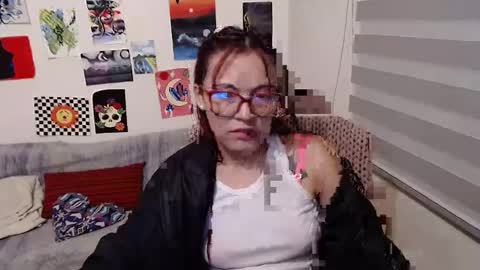 yisel online show from 03.08.25