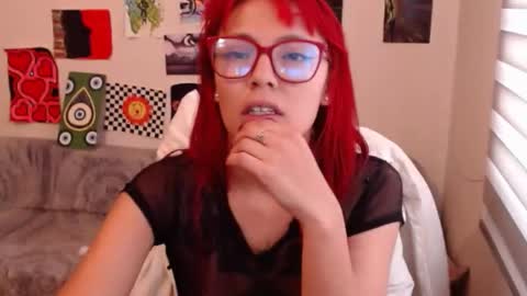 yisel online show from 09.18.25