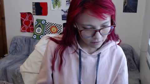 yisel online show from 09.19.25