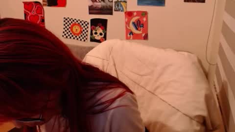 yisel online show from 10.09.25