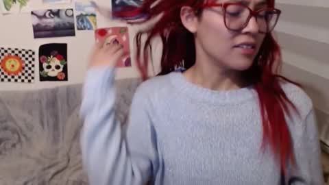 yisel online show from 10.15.25