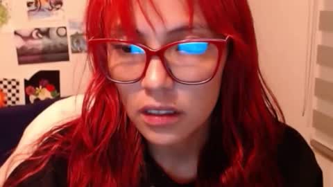 yisel online show from 10.24.25