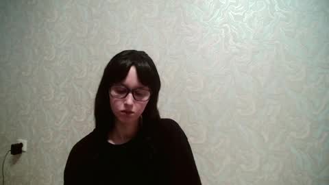 Snapshot of amomira chatting on 06.13.26 Amomira online show from 06.13.26