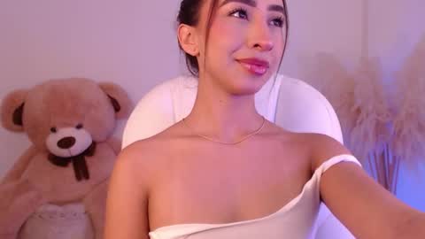 Sophi online show from 10.29.25