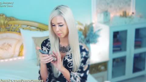 Snapshot of amoramias chatting on 01.05.25 Im the first transgender post-op model on haturbate. I have a new sweet pussy... online show from 01.05.25