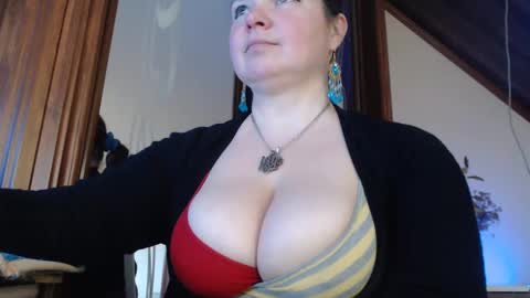 amorelara online show from 02.22.25