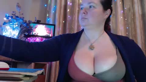 amorelara online show from 02.04.26