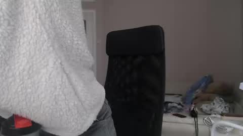 miss unforgettable online show from 04.18.26