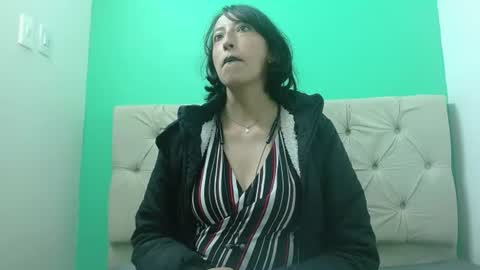 Snapshot of amoremerchmar chatting on 07.04.26 amoremerchmar online show from 07.04.26