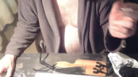 amslave4f online show from 10.22.25