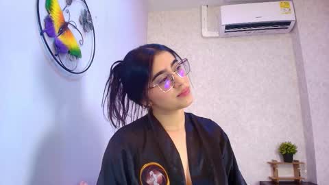 amy__wats0n online show from 11.05.25