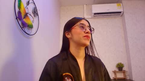 amy__wats0n online show from 12.05.25