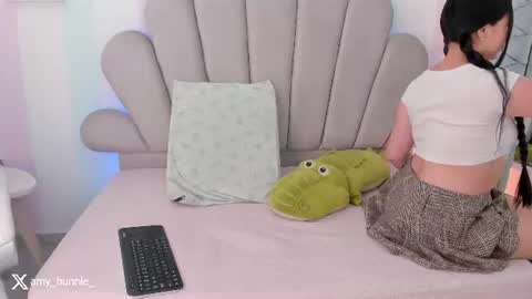 Amy online show from 07.06.26