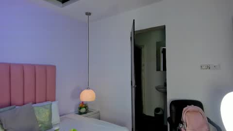 Aleja   online show from 11.10.25