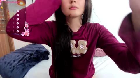Snapshot of amy_innocent_ chatting on 03.09.25 Amy online show from 03.09.25