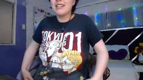 Snapshot of amy_kobayashi chatting on 10.03.25 Amy online show from 10.03.25