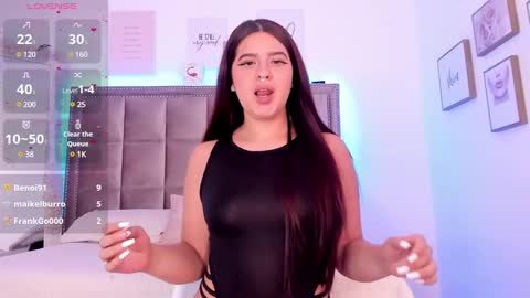 Snapshot of amy_lit chatting on 01.27.25 Hello I am Allison Welcome to my room and let is have a good time together whith me online show from 01.27.25