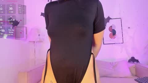 Hello I am Allison Welcome to my room and let is  have a good time together whith me online show from 10.27.25