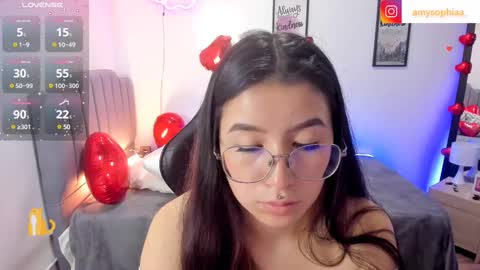 Amy sophia 3 online show from 02.12.25