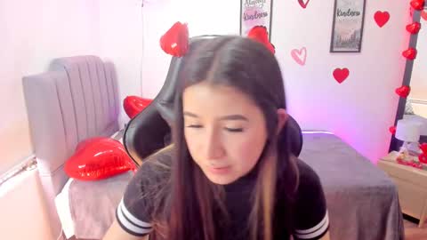 Amy sophia 3 online show from 02.15.25