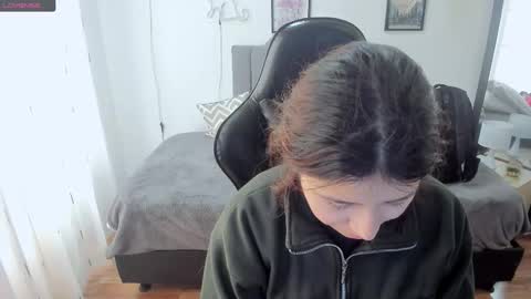 Amy sophia 3 online show from 10.01.25