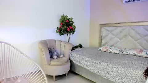 Snapshot of amy_sweetheat__ chatting on 10.23.25 Amely online show from 10.23.25