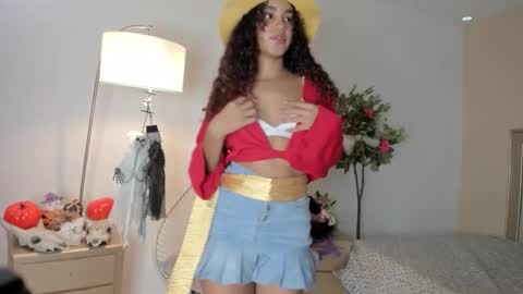 Snapshot of amy_sweetheat__ chatting on 10.30.25 Amely online show from 10.30.25