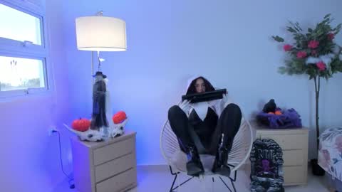 Snapshot of amy_sweetheat__ chatting on 10.31.25 Amely online show from 10.31.25