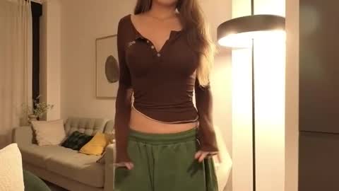 Snapshot of amyalwayshere chatting on 01.09.26 girl next door named Amy online show from 01.09.26