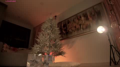 Amy Armstrong online show from 12.31.24