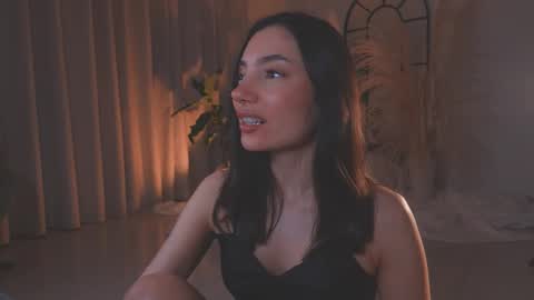 Amy Armstrong online show from 09.18.25