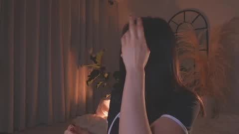 Amy Armstrong online show from 09.25.25