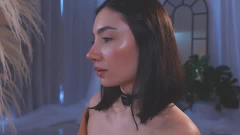 Amy Armstrong online show from 11.17.25