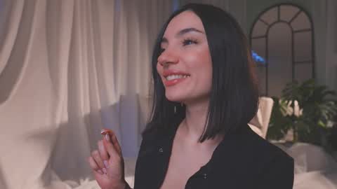 Amy Armstrong online show from 02.02.26